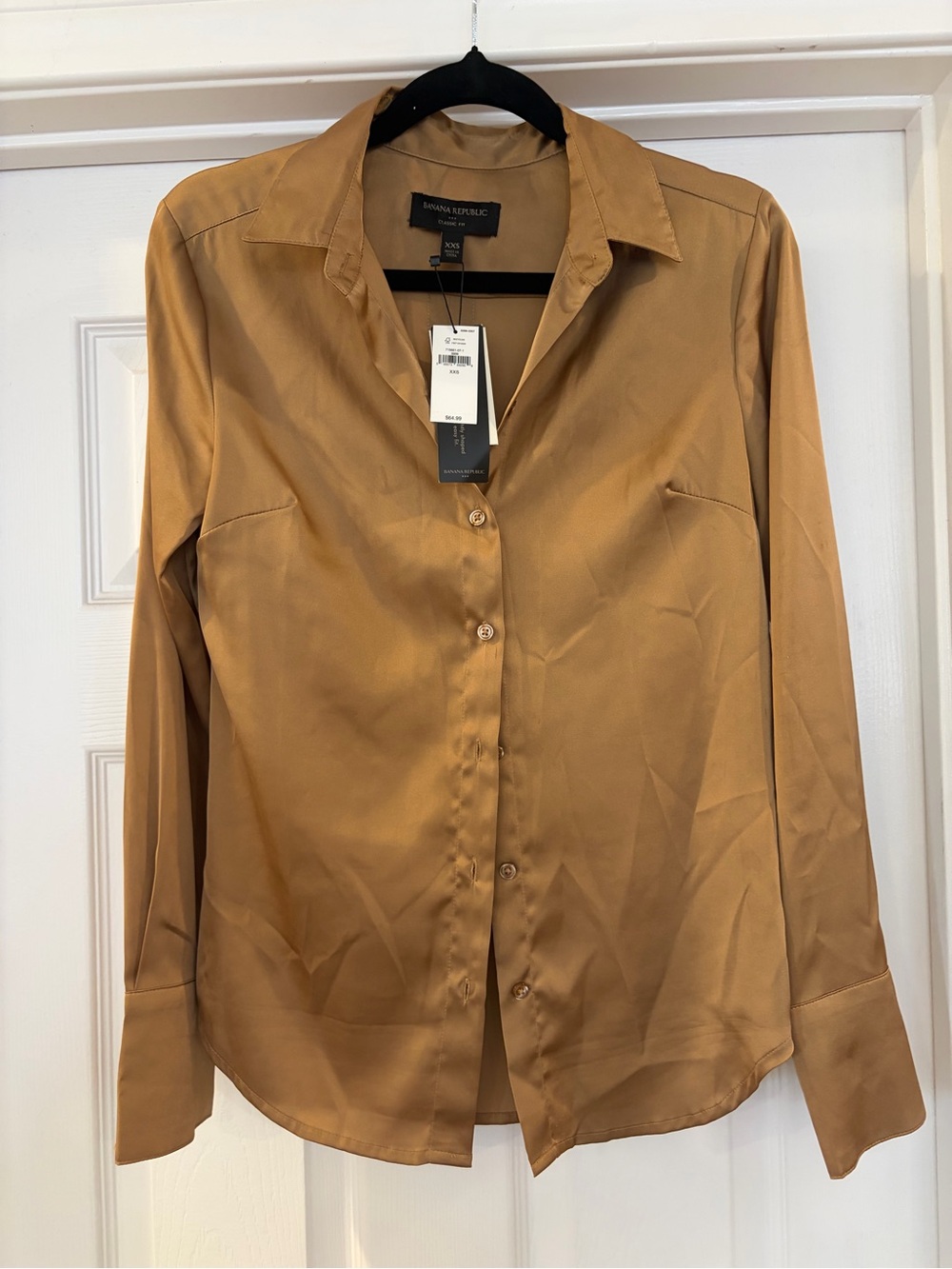 Banana Republic Women’s Long-Sleeve Button-Up Shirt - Camel